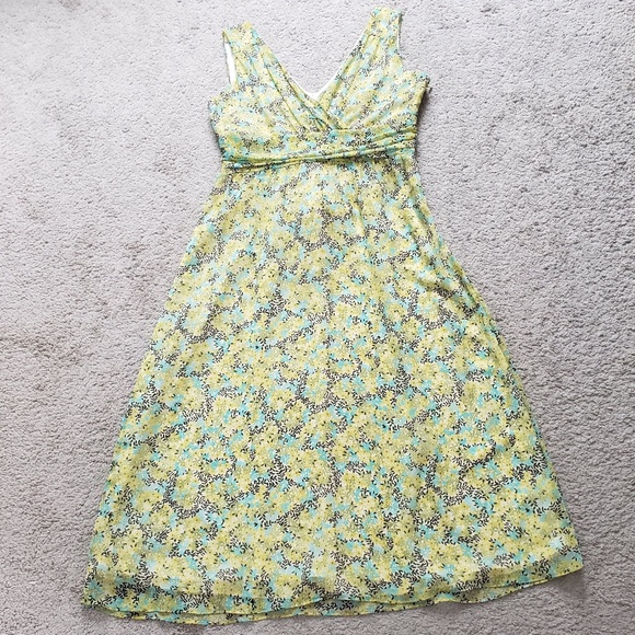 Liz Claiborne Dresses & Skirts - Villager Liz Claiborne Size 10 Dress light green